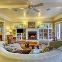 6 Bed 4 Bath Vacation home in Eastsound, hotel near Orcas Island Airport - ESD, Eastsound