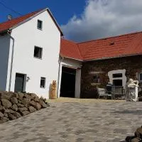 Waldhaus Nearby Nürburgring, хотел в Bongard