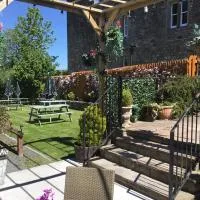 Blenkinsopp Castle Inn, hotel di Greenhead