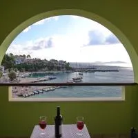Haravgi Hotel, отель в городе Патитири