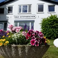 Hotel Garni Haus Dithmarschen, hotel in Elpersbüttel