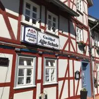 Alte Schule Niederdünzebach, hotelli kohteessa Eschwege