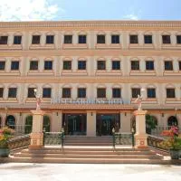 Rose Garden Hotel, hotel u gradu Pra Nakon Si Ajutaja