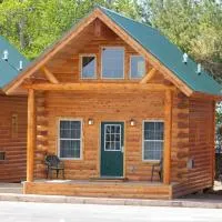 Cabins of Mackinac & Lodge, hotel v destinácii Mackinaw City