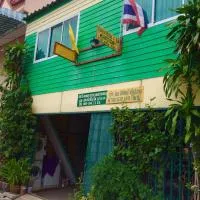PEE HOMESTAY LOPBURI, hotel din Ban Tha Krayang