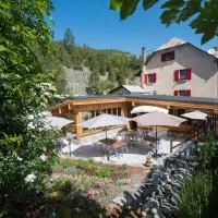 Auberge du Bachelard, hotel v mestu Uvernet