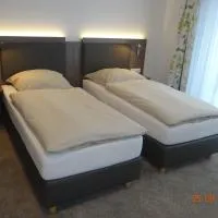Apartmenthaus Vogel: Neuhof şehrinde bir otel