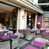 La Place Boutique Hotel, hotel in Antibes