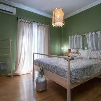 Apartment at the foothills of Acropolis