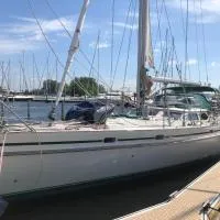 Enjoy sailing from Lagos to Madeira and Madeira to Mogan GC aswell stay only Mogan, hotel di Medemblik