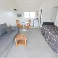 Castle Court Motel, hotelli kohteessa Wellsford