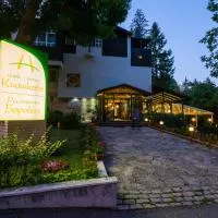Family Park Hotel Kyoshkove, hotel din Șumen