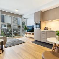Modern Apartment 15 Minutes From The City by Tram, hotel in Melbourne