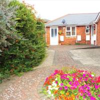 67c The Mews, hotel in Newport