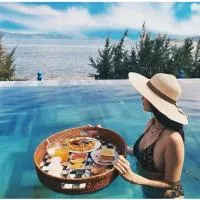 Santori Hotel Da Nang Bay, hotel sa Danang