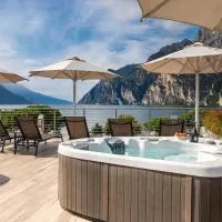 Hotel Bellariva: Riva del Garda şehrinde bir otel