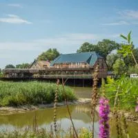 Hotel Alte Fischerkate, hotel u gradu 'Mödlich'