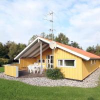 Four-Bedroom Holiday home in Faxe Ladeplads