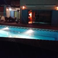 Manta Rota Beach, Bed & Breakfast in a villa,privat pool, hotel in Manta Rota