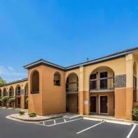 Econo Lodge Gainesville Downtown Area, khách sạn ở Gainesville