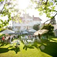 Gästisbacken, hotelli kohteessa Alfta
