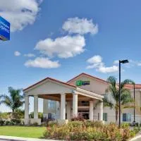 들라노에 위치한 호텔 Holiday Inn Express Delano Highway 99 by IHG