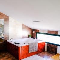 Los mejores hoteles con jacuzzi en la habitación en Ávila 11 Atico Romántico