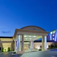 Holiday Inn Express Hotel & Suites Christiansburg by IHG، فندق في كريستيانسبورغ