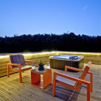 Combe Hay, Strawberryfield Park, Cheddar, hotel in Cheddar