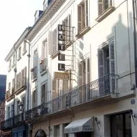 Hotel Colbert: Tours şehrinde bir otel
