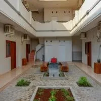 RedDoorz near Alun Alun Kudus 2, hotel a Kudus