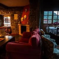 Núcleo de turismo Rural La Corte, hotel en Villar de Vildas