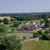 Weald of Kent Golf Course and Hotel, hotel v destinácii Maidstone