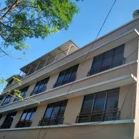 Hotel Rajendra, hotel u gradu Chinchani