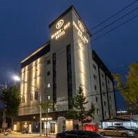 Brown Dot Hotel Seong Seo – hotel w mieście Daegu