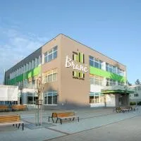 Hotel Branč โรงแรมในเซนิซา
