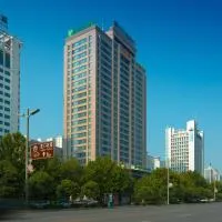 Holiday Inn Express Luoyang City Center by IHG, hotell i Luoyang