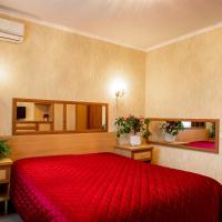 Apartments at the Central Square in the City Center: Herson'da bir otel