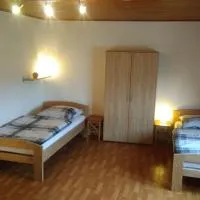 Monteurzimmer "Klein und Fein"-Pohlheim, hotell sihtkohas Pohlheim