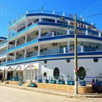 Amazone Hotel Tulear, ξενοδοχείο σε Τολιάρα