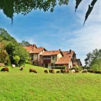 Los mejores hoteles con jacuzzi en la habitación en Asturias 15 La Montaña Mágica Hotel Rural