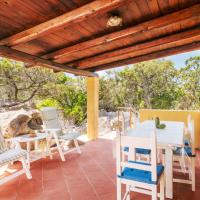 Villetta capo schiera Le Mimose, Hotel in Arzachena