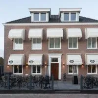 B&B - Brasserie De Lindeboom، فندق في سيروسكيرك