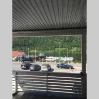 Balestrand Fjordapartments Holmen 19A, hotel u gradu 'Balestrand'