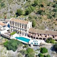 Complejo Turístico La Garganta โรงแรมในเอลชอร์โร