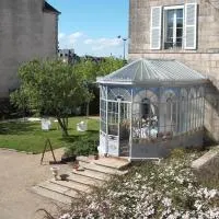 Viesnīca Logis Hotel L'europe pilsētā Pontivī