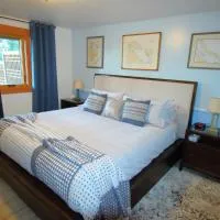 Mossy Hill Suite، فندق في Salt Spring Island