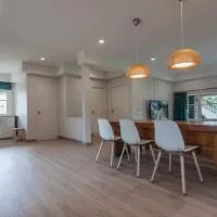F5 3 Bed Rooms Beach house, full kitchen, hotel i Rayong