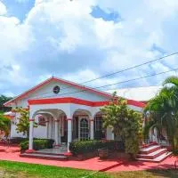 Sunny Palm Villas, hotelli kohteessa Laborie