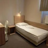 Hotel Astra、ドンブロヴァ・グルニチャのホテル